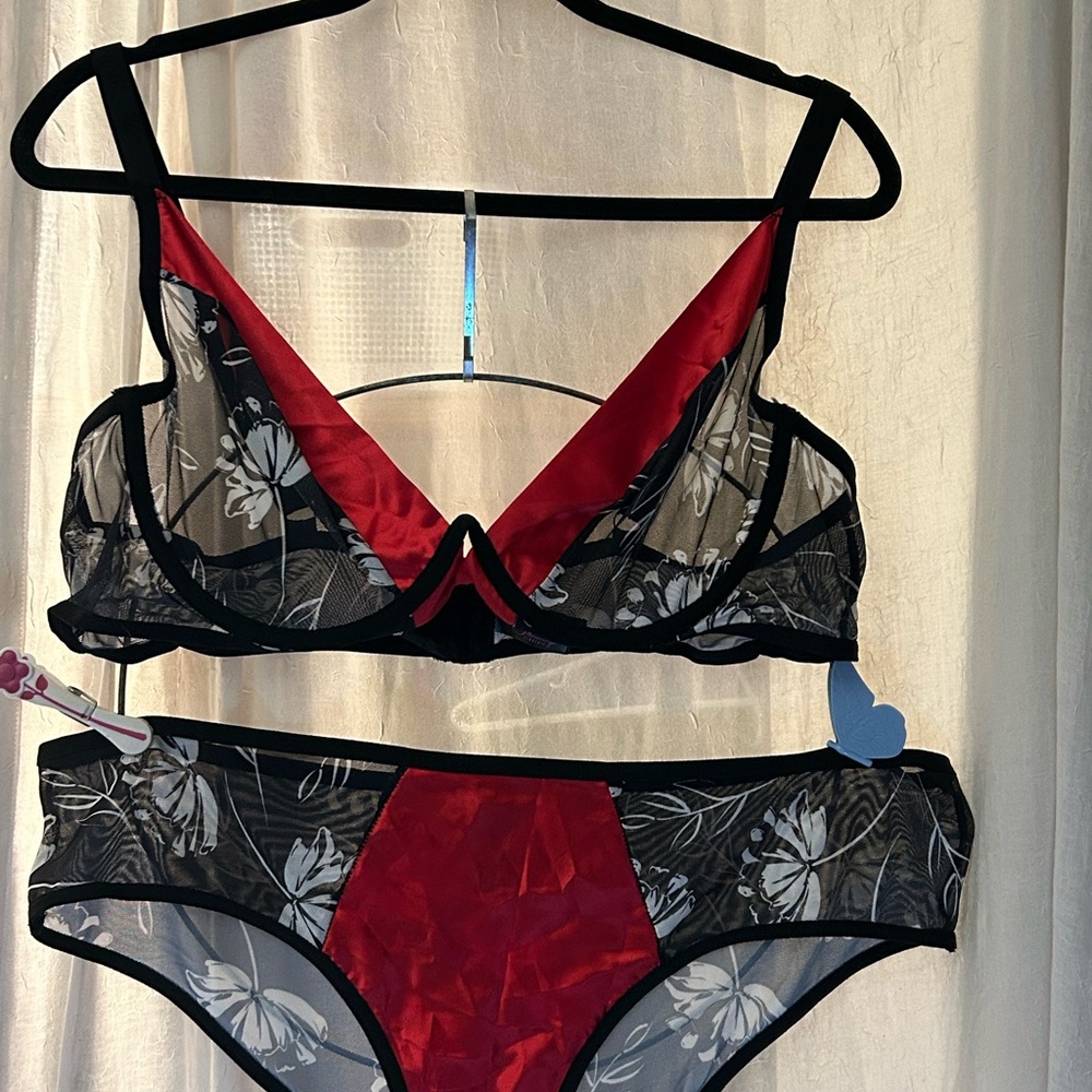 NWOT. Elegant Red and Black Floral Lingerie Set